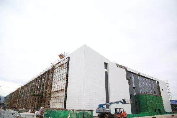 正在建设中的川西大数据（四川雅安）中心进展情况