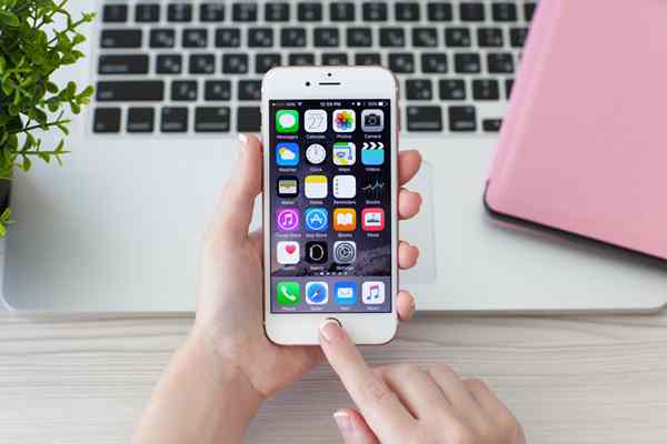 乔布斯的棺材板盖不住了 新iPhone或更名为iPhone Pro